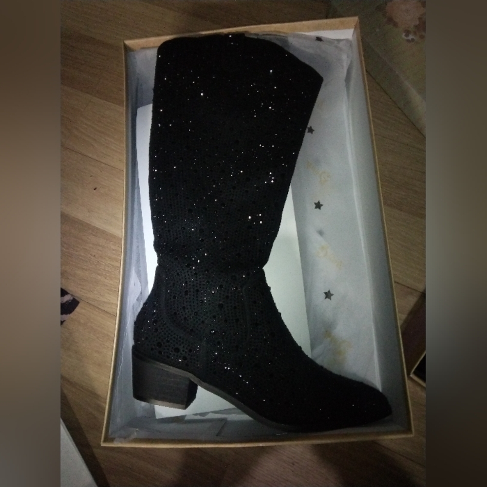 Sparkling Black Heeled Boots for Women